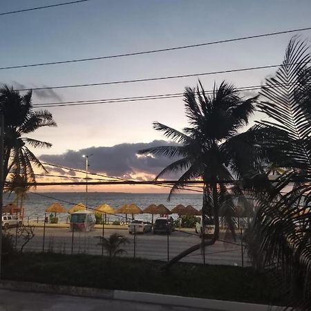 Villa Casa Monik, a dos pasos de la Playa Cancún Exterior foto