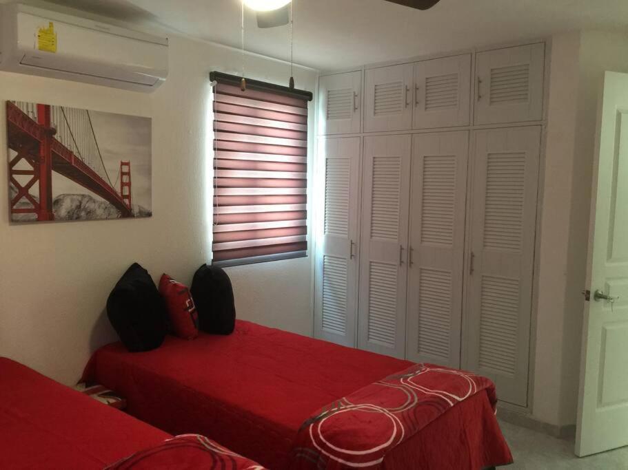 Villa Casa Monik, a dos pasos de la Playa Cancún Exterior foto