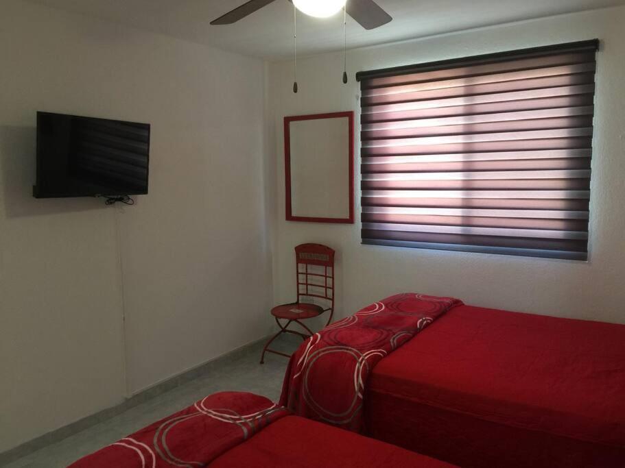 Villa Casa Monik, a dos pasos de la Playa Cancún Exterior foto