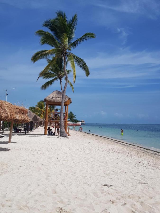 Villa Casa Monik, a dos pasos de la Playa Cancún Exterior foto